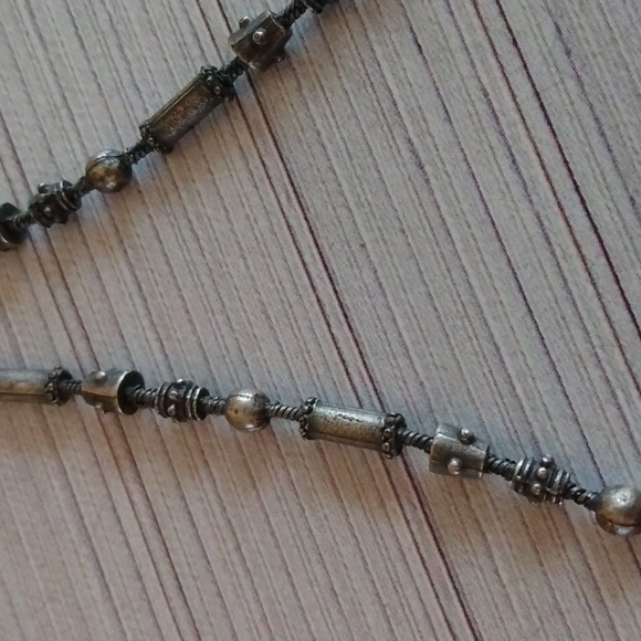 Frosted Green Glass Necklace with Matching Chinese Coin Earrings Parure - Picture 5 of 8